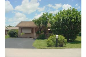 9805 NW 70th St, Tamarac, FL 33321, Sold 08/25/21