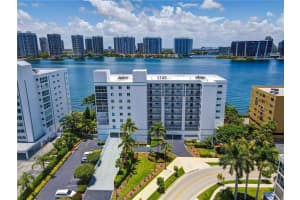 Le Laurier, 17800 N Bay Rd, Sunny Isles Beach, FL 33160, Sold 08/30/21
