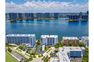 Le Laurier, 17800 N Bay Rd, Sunny Isles Beach, FL 33160, Sold 08/30/21