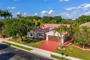 215 SW 198th Terrace, Pembroke Pines, FL 33029, Sold 07/13/21