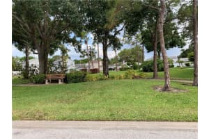 4638 Lakeside Cir, West Palm Beach, FL 33417, Sold 10/29/21