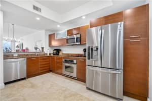 3330 NE 190th St #2710, Aventura, FL 33180, Sold 07/12/21