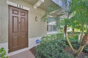 104 W Coda Cir, Delray Beach, FL 33444, Sold 09/30/21
