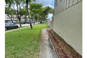 MLS# F10288880, Lauderhill, Florida 33313
