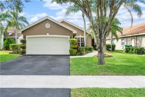 12515 SW 7th Pl, Davie, FL 33325, Sold 08/13/21