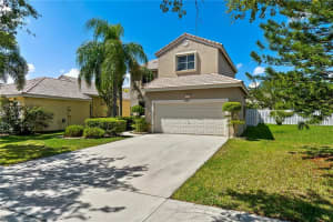 869 Briar Ridge Rd, Weston, FL 33327, Sold 07/23/21