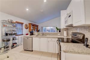 10166 Aqua Vista Way, Boca Raton, FL 33428, Sold 08/11/21