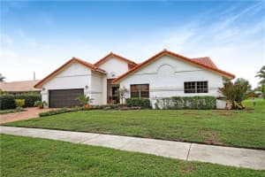 9392 Sun Pointe Dr, Boynton Beach, FL 33437, Sold 08/12/21