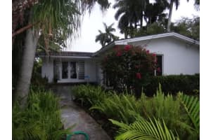 941 S North Lake Dr, Hollywood, FL 33019, Sold 07/21/21