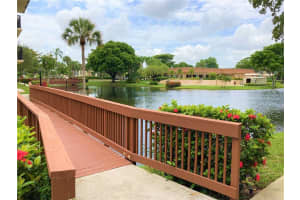 4975 E Sabal Palm Blvd, Tamarac, FL 33319, Sold 03/31/22