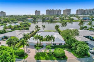 55 Cayuga Rd, Sea Ranch Lakes, FL 33308, Sold 10/12/21