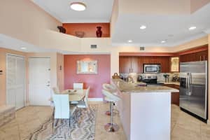 8060 N Nob Hill Rd, Tamarac, FL 33321, Sold 08/20/21