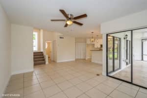 453 NW 36th Ave, Deerfield Beach, FL 33442, Sold 08/12/21