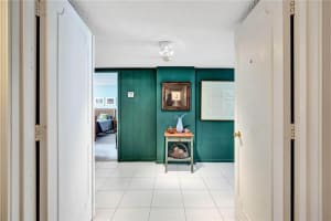 4300 N Ocean Blvd #19f, Fort Lauderdale, FL 33308, Sold 08/27/21