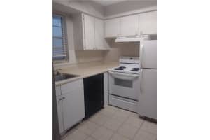 6505 Winfield Blvd b18, Margate, FL 33063, Sold 08/06/21