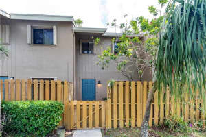 5188 S University Dr, Davie, FL 33328, Sold 08/10/21