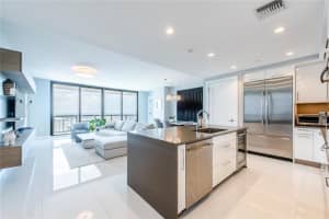 100 E Las Olas Blvd #1701, Fort Lauderdale, FL 33301, Sold 08/23/21