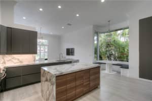 317 Windmill Palm Ave, Plantation, FL 33324, Sold 10/28/21