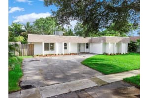 10456 SW 52nd St, Cooper City, FL 33328, Sold 07/16/21