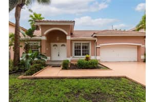 19130 NW 88th Ct, Hialeah, FL 33018, Sold 09/03/21
