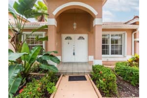 19130 NW 88th Ct, Hialeah, FL 33018, Sold 09/03/21
