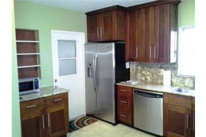 320 S Surf Rd, Hollywood, FL 33019, Sold 10/18/21