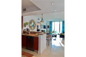350 SE 2nd St, Fort Lauderdale, FL 33301, Sold 08/17/21