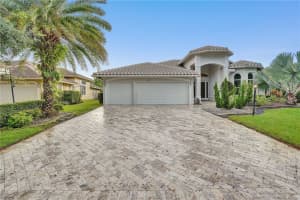 6531 NW 98th Dr, Parkland, FL 33076, Sold 08/27/21