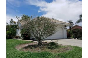 9662 Sun Pointe Dr, Boynton Beach, FL 33437, Sold 07/30/21