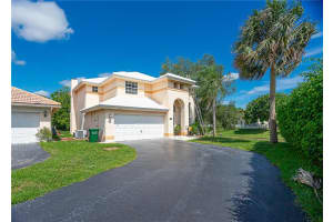6879 NW 27th Ct, Margate, FL 33063, Sold 01/24/22