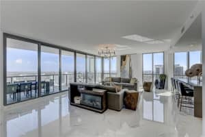 100 E Las Olas Blvd #1701, Fort Lauderdale, FL 33301, Sold 08/10/21