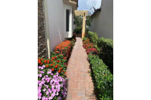 5315 Golden Eagle Terrace, Davie, FL 33314, Sold 09/17/21