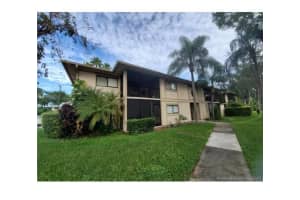 915 NE 199th St, Miami, FL 33179, Sold 10/26/21