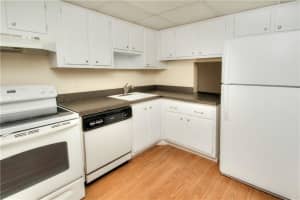 606 SW Natura Blvd, Deerfield Beach, FL 33441, Sold 10/08/21