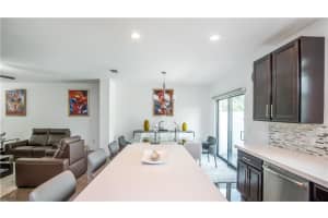 4517 E Aqua Bella Ln, Davie, FL 33312, Sold 09/24/21