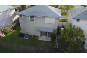 5840 Woodland Point Dr, Tamarac, FL 33319, Sold 09/10/21