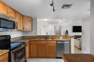 520 SE 5th Ave, Fort Lauderdale, FL 33301, Sold 09/02/21