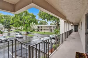 8521 Old Country Manor, Davie, FL 33328, Sold 08/05/21