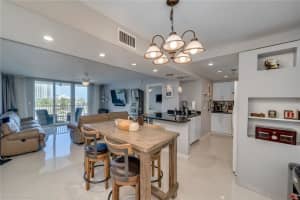 1 Las Olas Cir, Fort Lauderdale, FL 33316, Sold 12/10/21