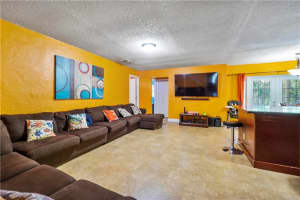 10300 NW 44th St, Coral Springs, FL 33065, Sold 08/12/21