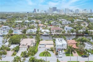 425 Bontona Ave, Fort Lauderdale, FL 33301, Sold 07/30/21