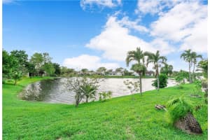 10206 NW 71st Pl, Tamarac, FL 33321, Sold 12/10/21