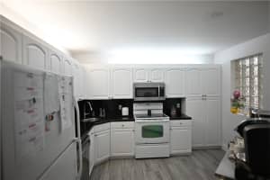 4111 Coral Tree Cir, Coconut Creek, FL 33073, Sold 08/13/21