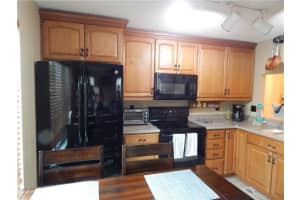4040 SW 70th Terrace, Davie, FL 33314, Sold 08/02/21