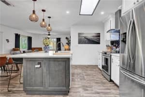 1837 SW 24th Ave, Fort Lauderdale, FL 33312, Sold 09/28/21