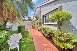 10970 SW 11th Pl, Davie, FL 33324, Sold 08/09/21