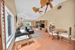 10970 SW 11th Pl, Davie, FL 33324, Sold 08/09/21