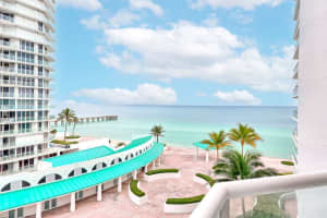 16425 Collins Ave, Sunny Isles Beach, FL 33160, Sold 03/15/22