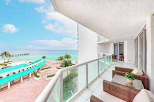 16425 Collins Ave, Sunny Isles Beach, FL 33160, Sold 03/15/22