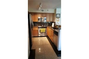 19701 E Country Club Dr, Aventura, FL 33180, Sold 10/07/21